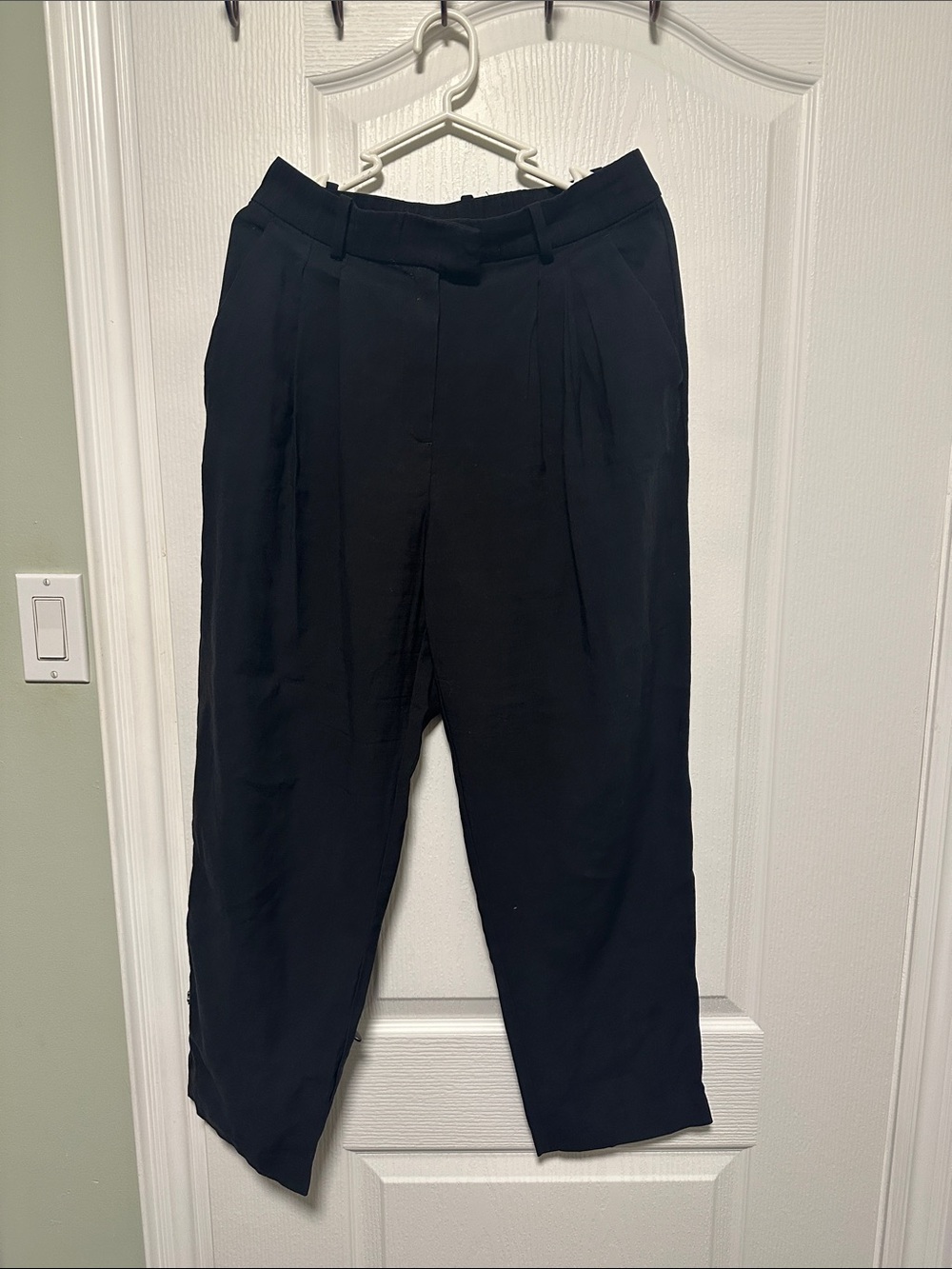H&M Black Pleated Dress Pants
